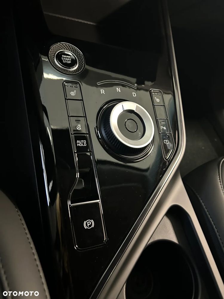 Kia Niro 1.6 GDI Hybrid L - 10