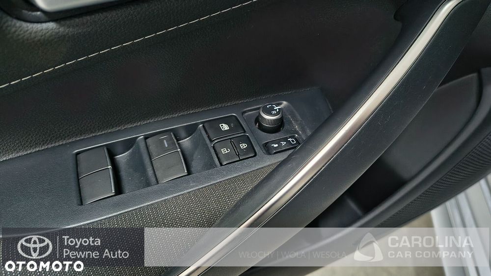 Toyota Corolla 1.8 Hybrid Comfort - 18
