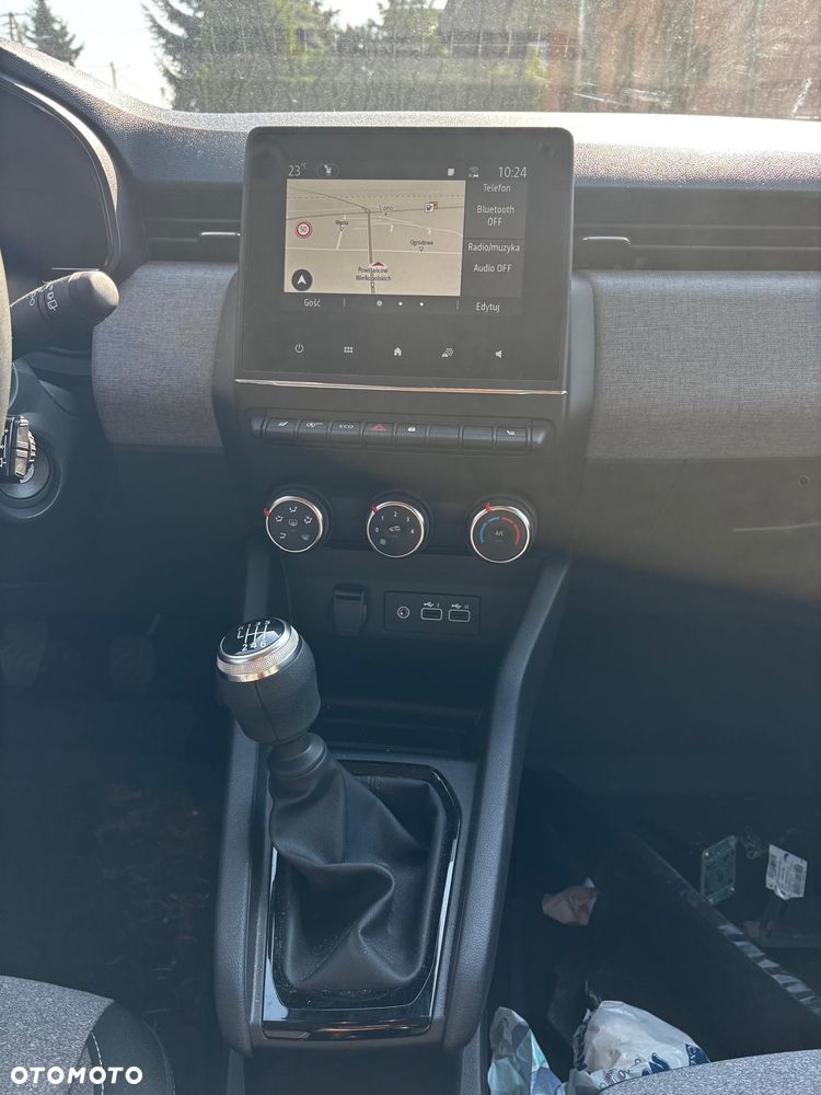 Renault Clio TCe 90 EVOLUTION - 16