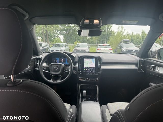 Volvo XC 40 B3 Plus Dark - 7