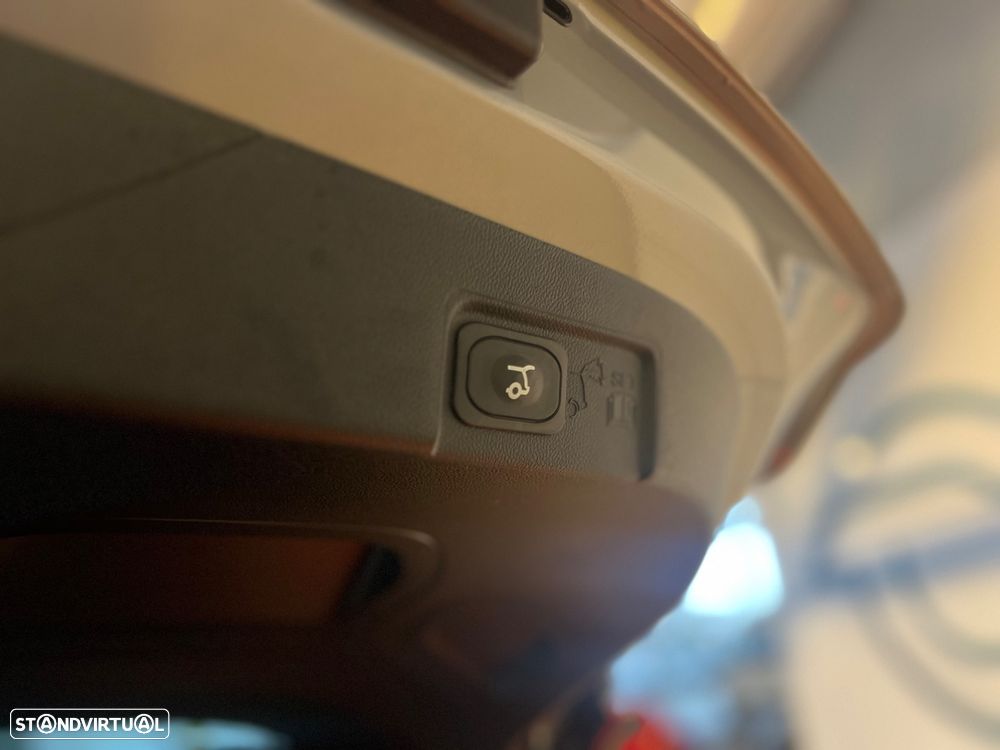 Ford Puma 1.0 EcoBoost MHEV ST-Line X - 13