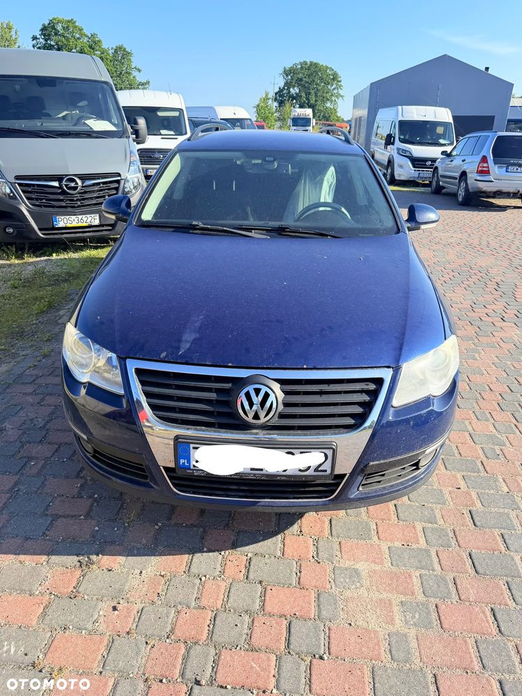 Volkswagen Passat - 2