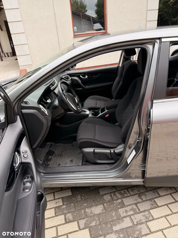 Nissan Qashqai 1.2 DIG-T Acenta Xtronic EU6 - 4