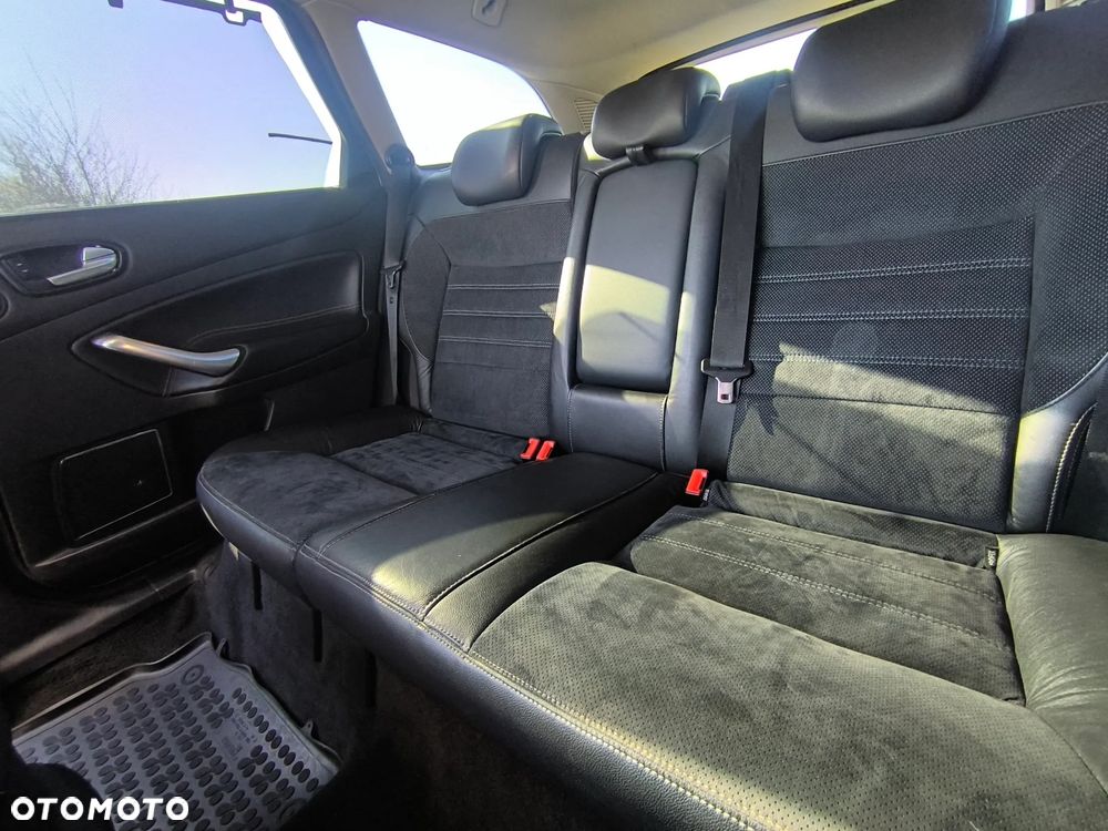 Ford Mondeo 2.0 Titanium X - 16