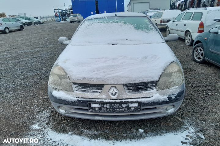 Alternator SG12B089 / 8200385098 SG12B089 / 8200385098 Renault Clio 2 - 7