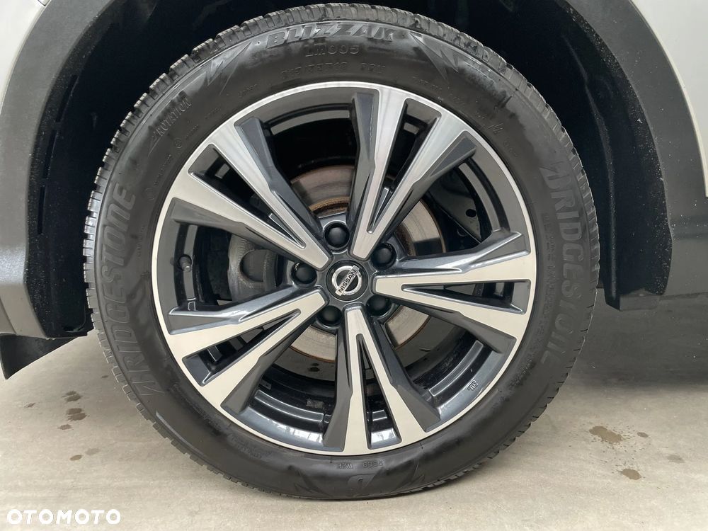Nissan Qashqai 1.3 DIG-T N-Connecta DCT - 20
