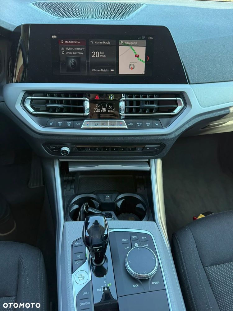BMW Seria 3 318i Advantage - 15