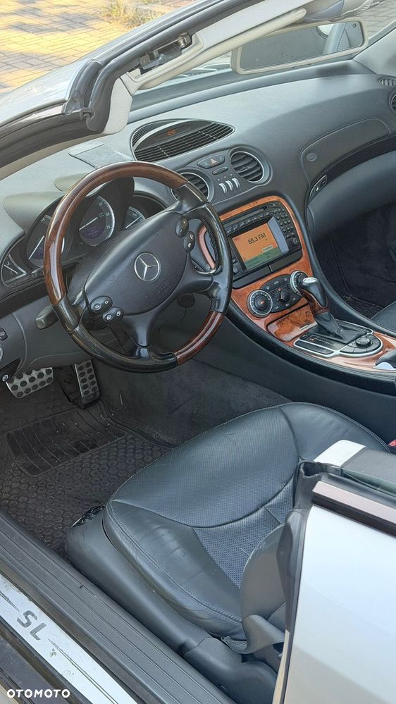 Mercedes-Benz SL 500 - 15