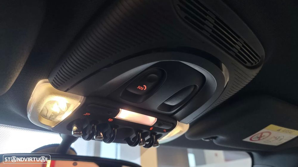 MINI 3 Portas Cooper SD Auto Desportiva - 49