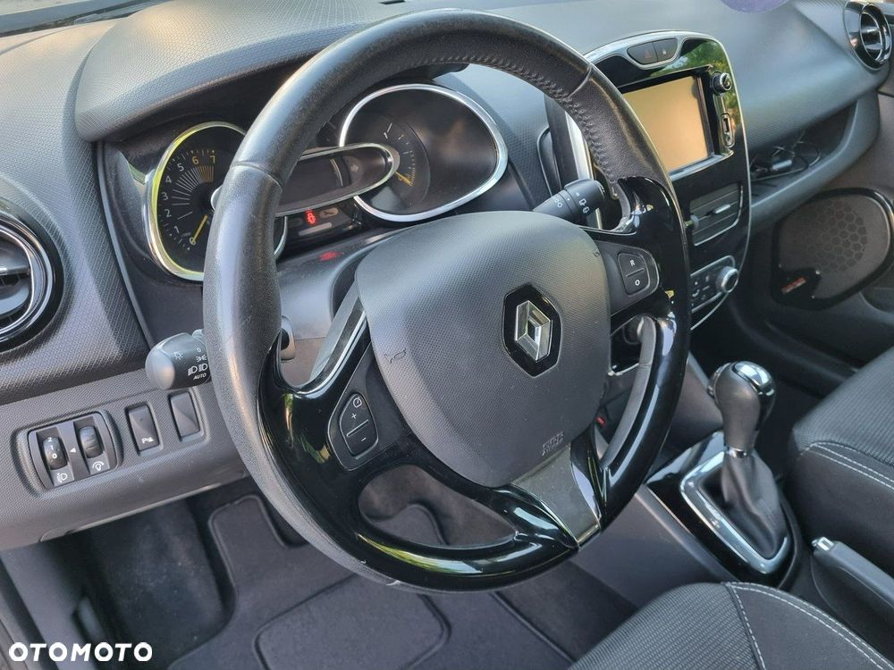 Renault Clio - 12