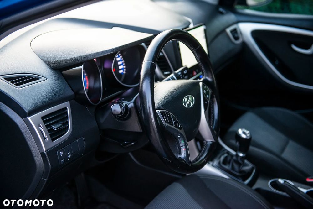 Hyundai i30 1.6 Comfort - 20