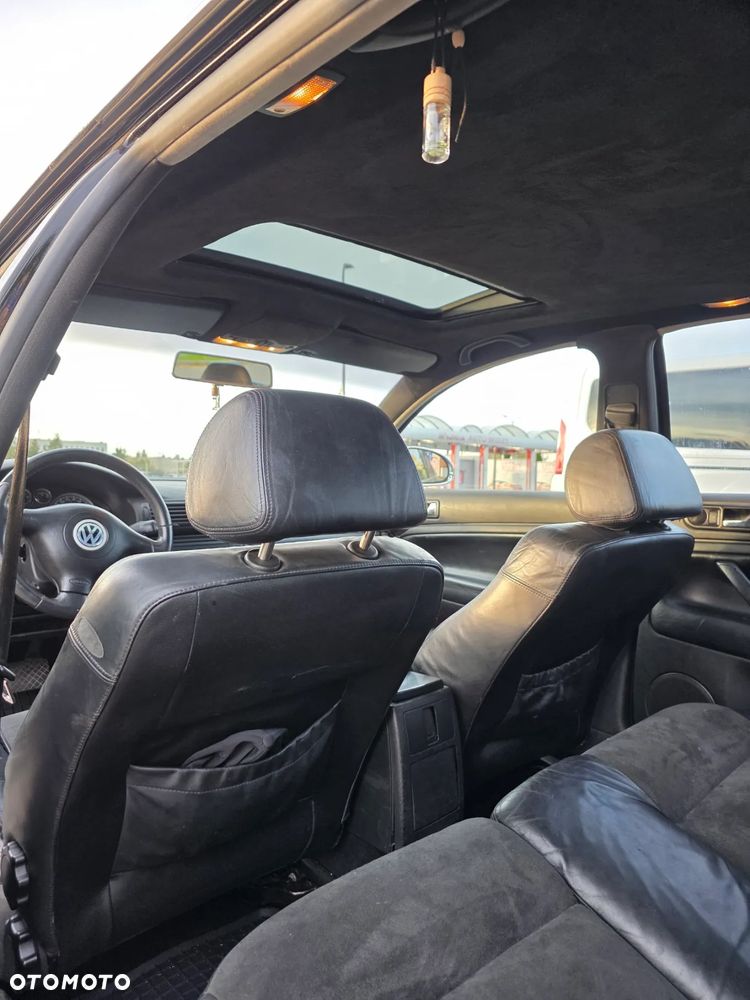 Volkswagen Passat - 20