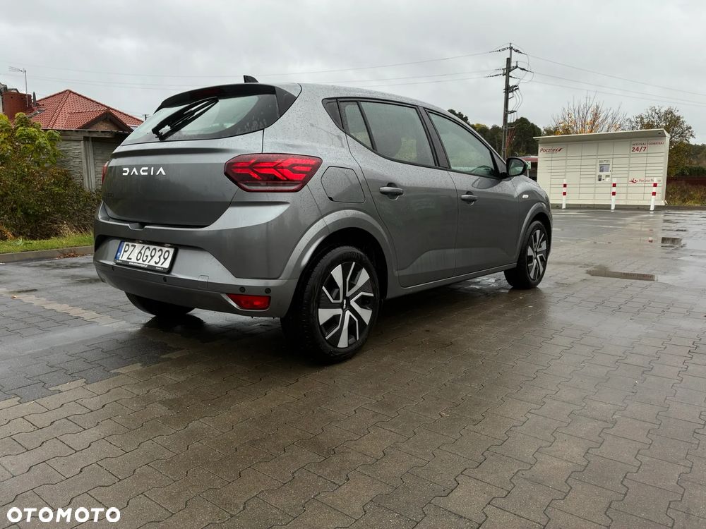 Dacia Sandero - 6