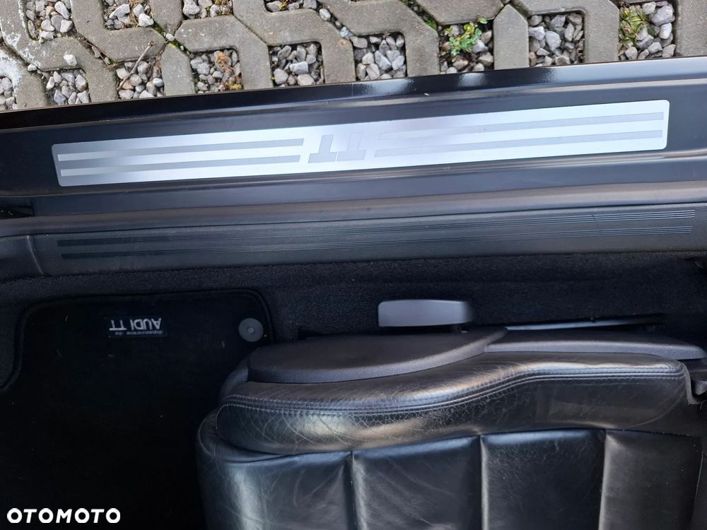 Audi TT Coupé 1.8T - 23