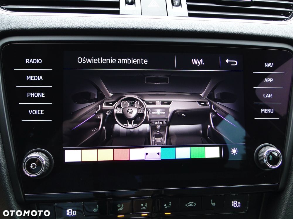 Skoda Octavia 1.5 TSI ACT Style DSG - 28