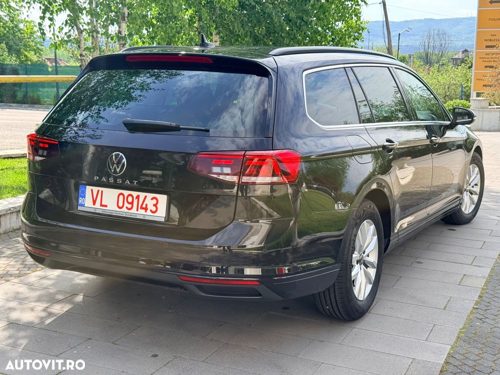 Volkswagen Passat 2.0 TDI SCR - 17