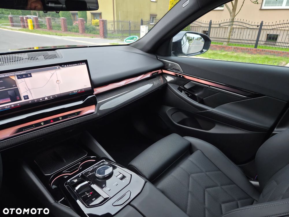 BMW Seria 5 520i - 12