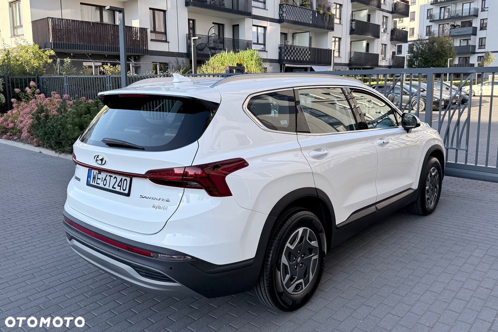 Hyundai Santa Fe - 4