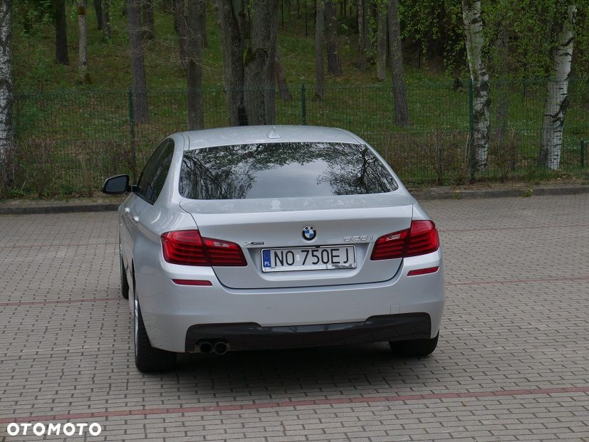 BMW Seria 5 528i xDrive Sport-Aut Luxury Line - 5