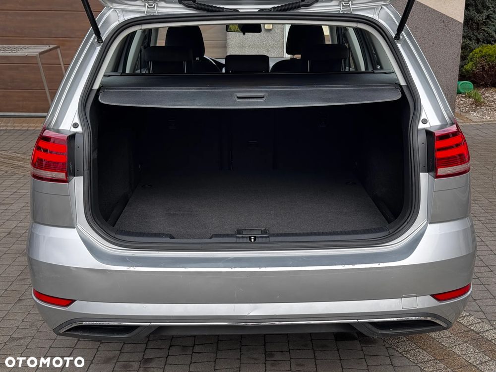 Volkswagen Golf 1.6 TDI BMT Comfortline - 21