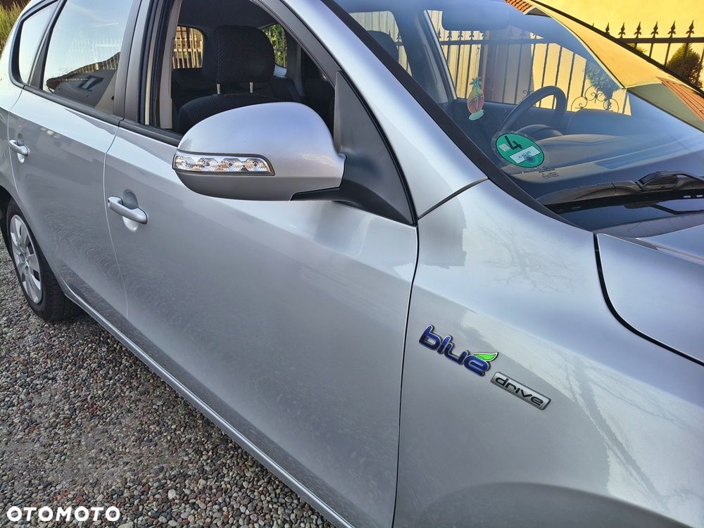 Hyundai i30 1.6 blue Classic - 14