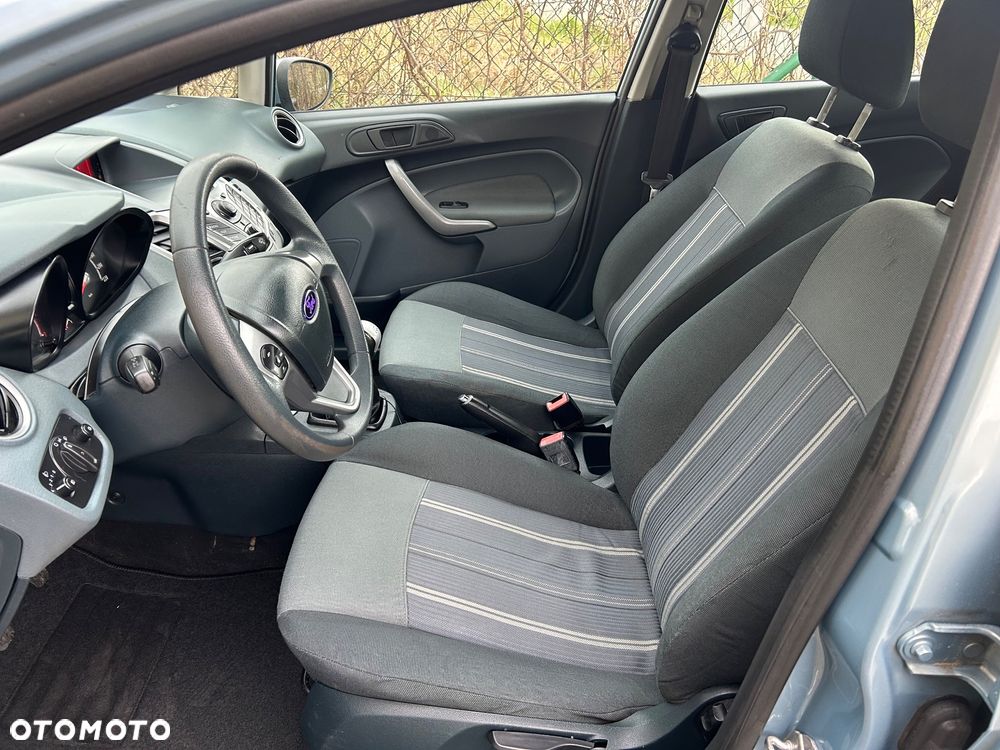 Ford Fiesta 1.25 Trend - 25