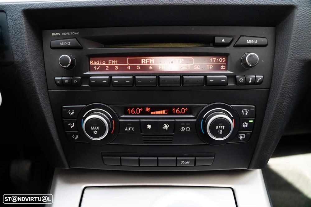 BMW 318 d Line Sport - 19