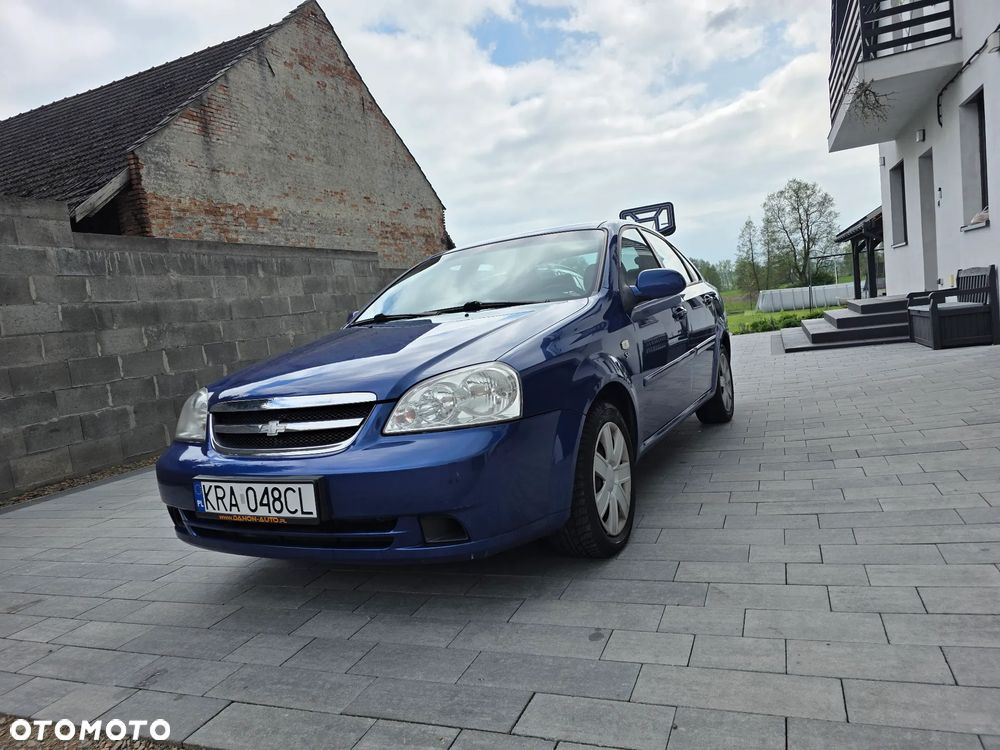 Chevrolet Nubira - 2