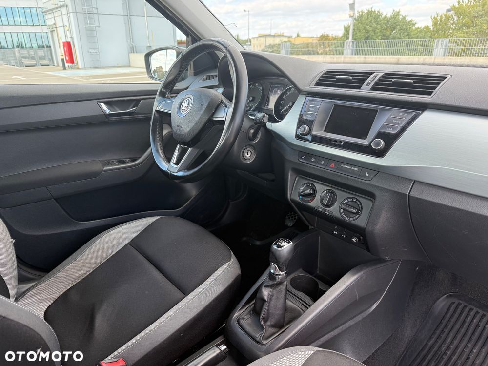 Skoda Fabia 1.2 TSI Active - 14