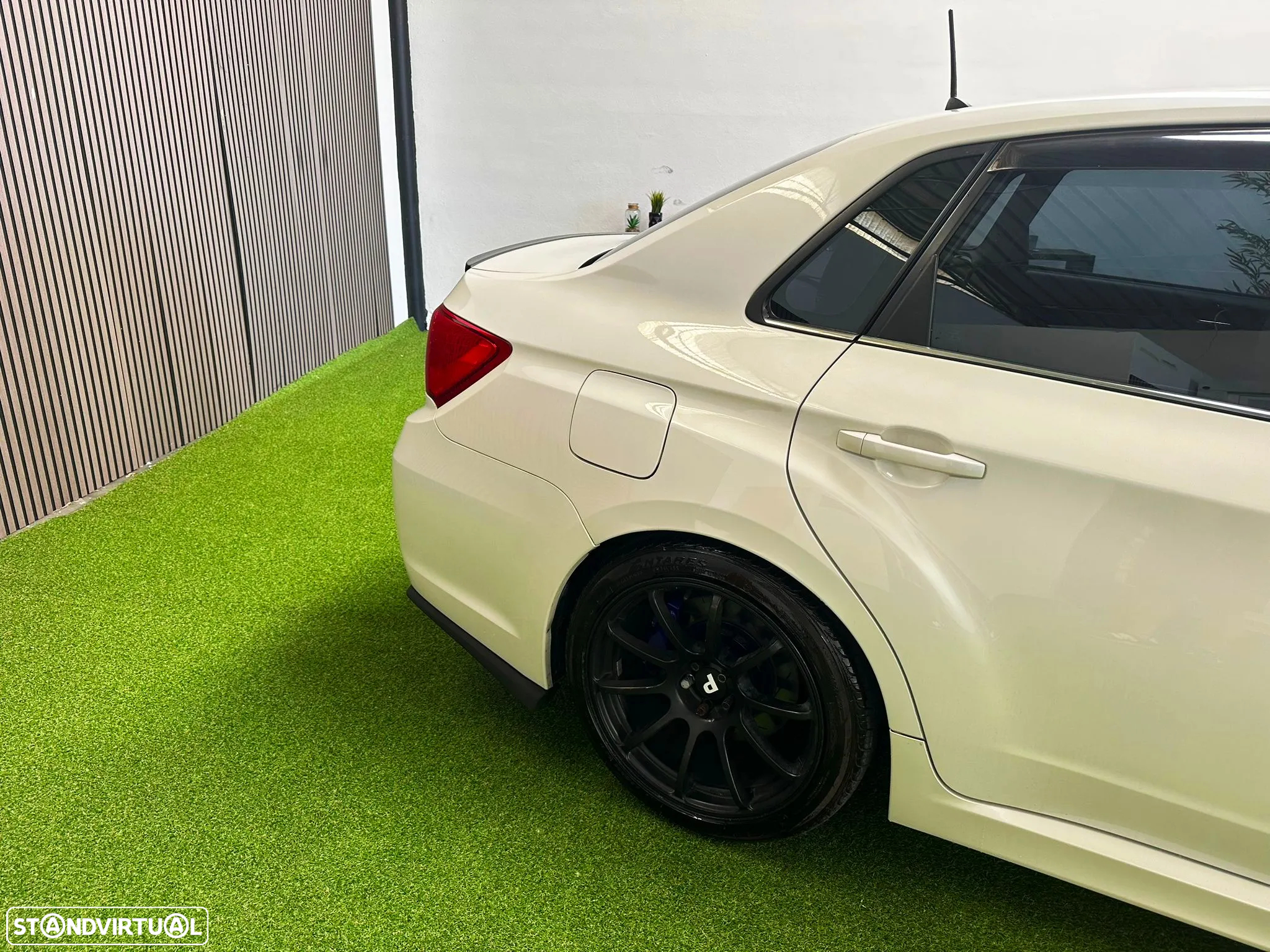 Subaru Impreza 2.5 WRX STi - 10