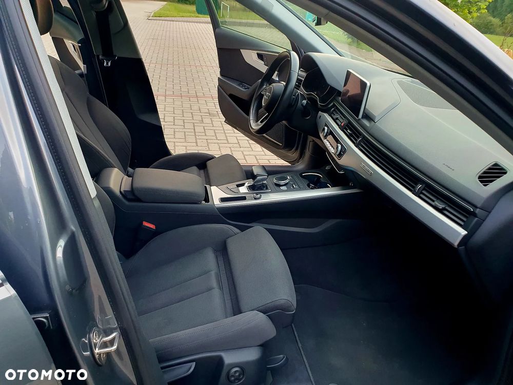 Audi A4 - 23