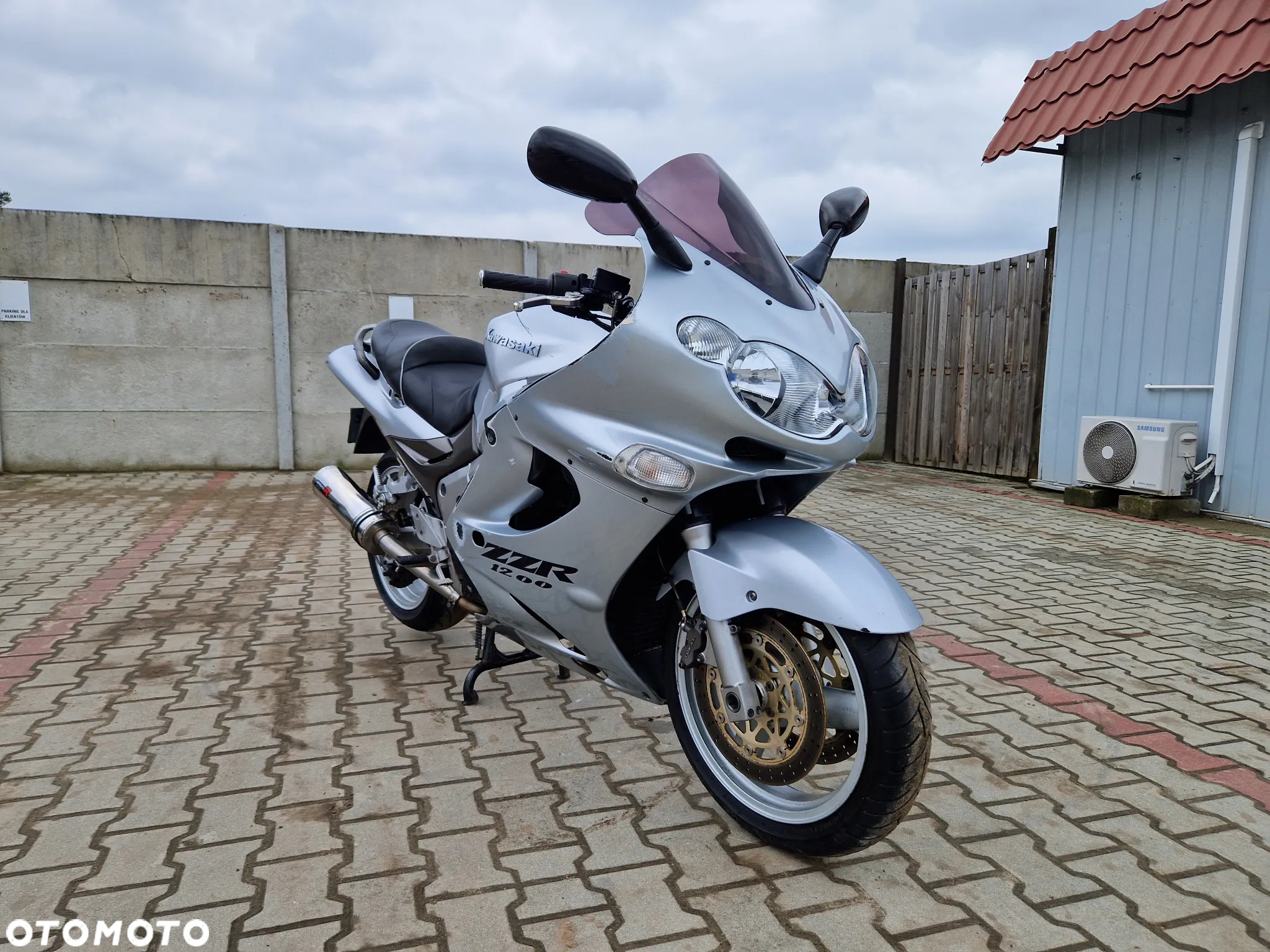 Kawasaki ZZR - 10