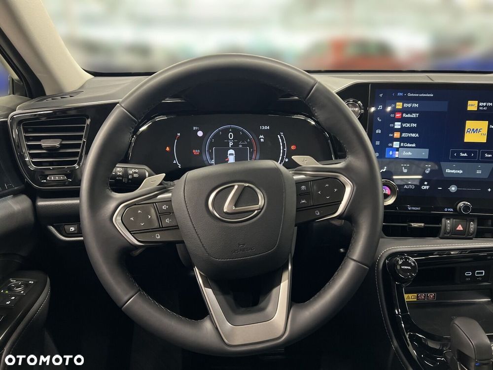 Lexus NX 350h Prestige AWD - 18
