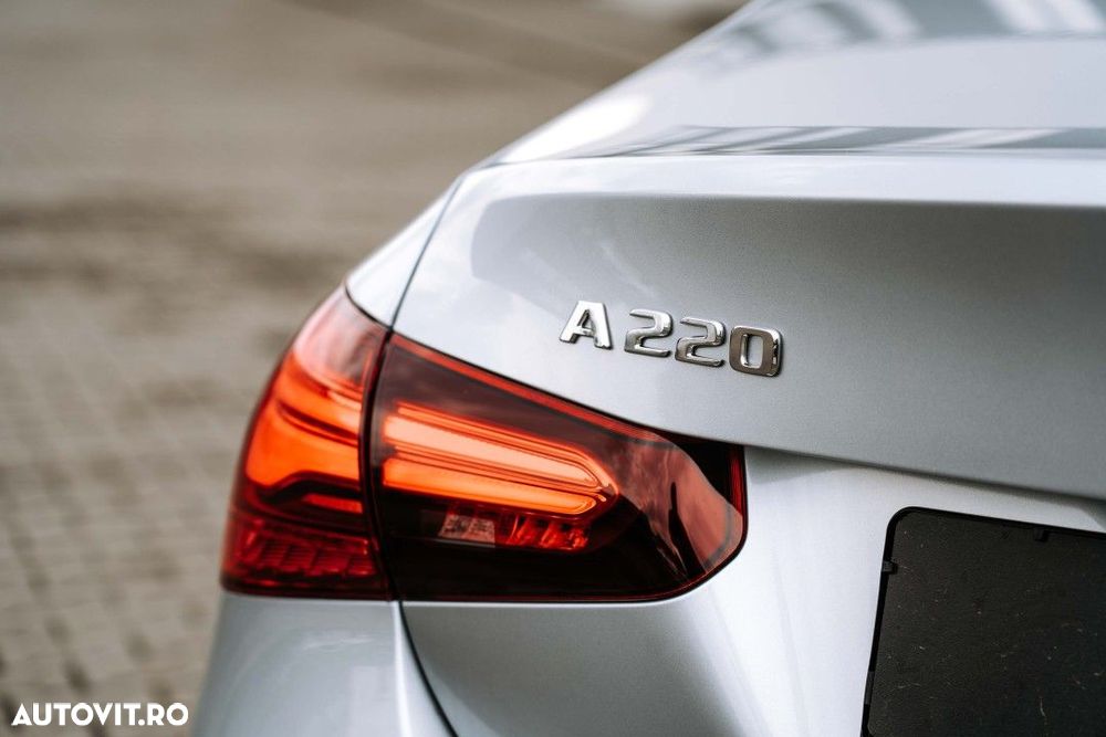 Mercedes-Benz A 220 - 10