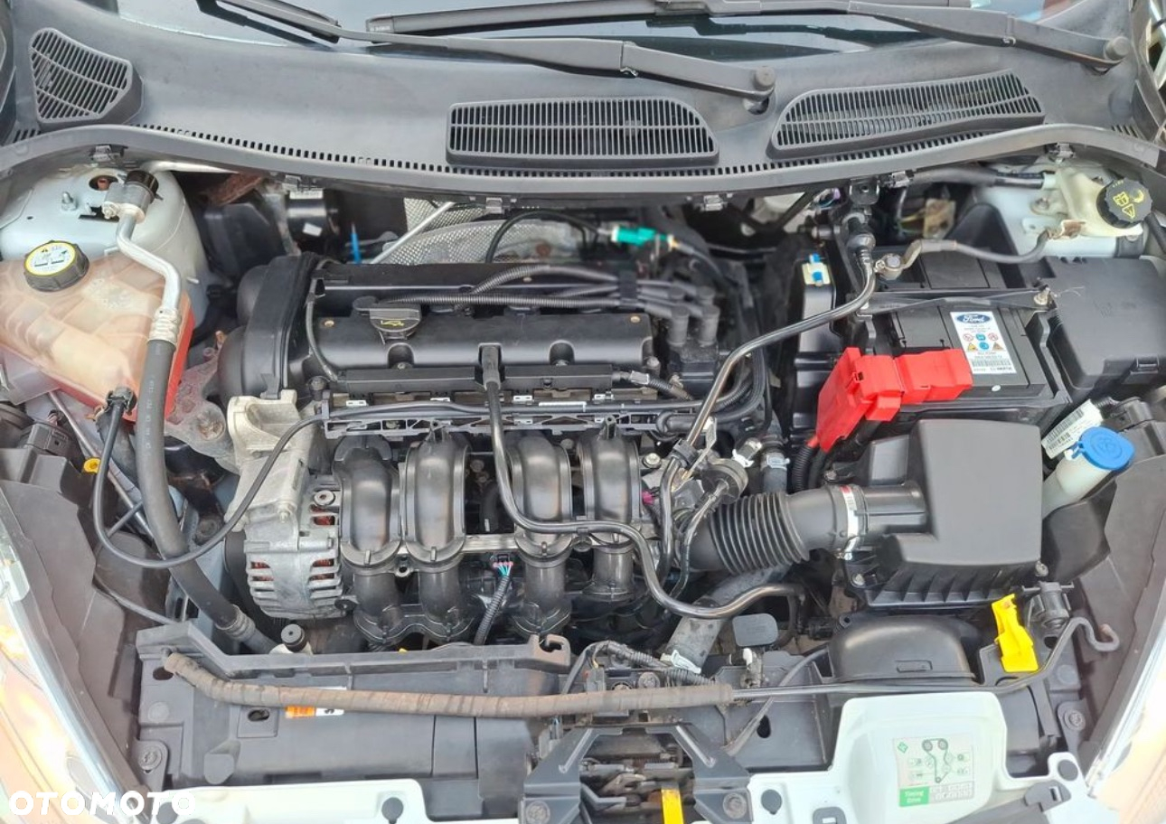 Ford Fiesta 1.4 Titanium - 32