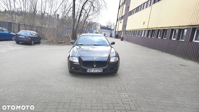 Maserati Quattroporte - 7