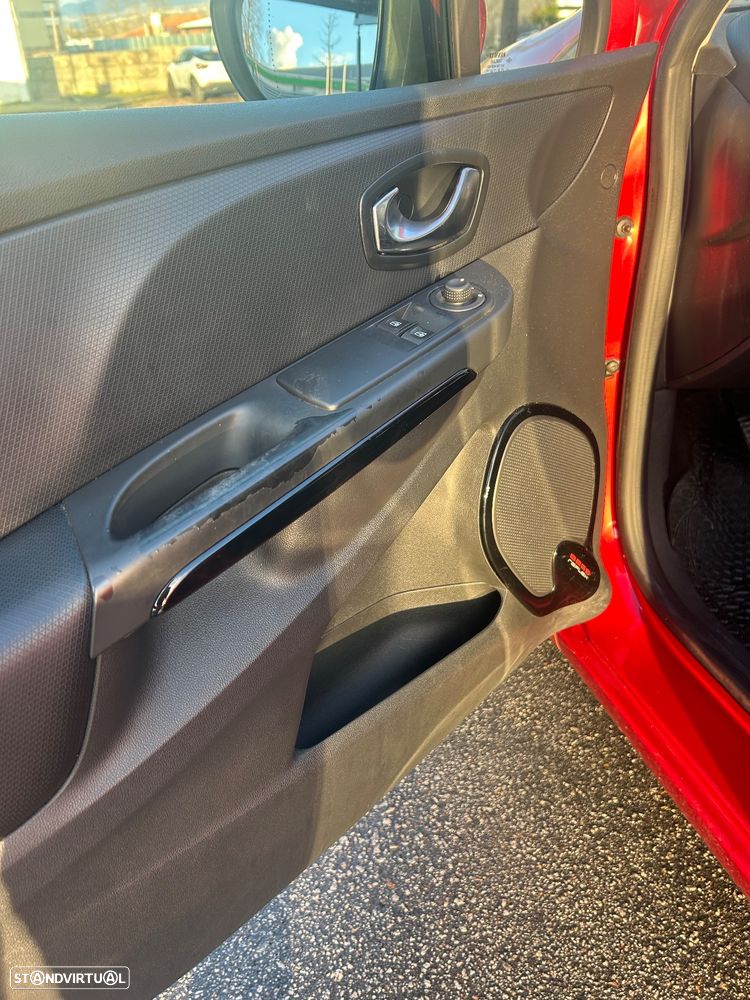 Renault Clio 0.9 TCE - 17