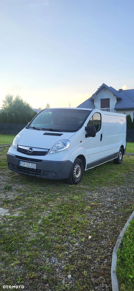 Opel Vivaro long - 2
