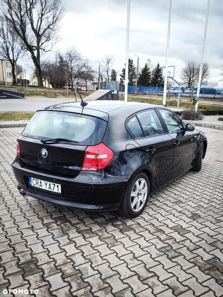 BMW Seria 1 116i - 4