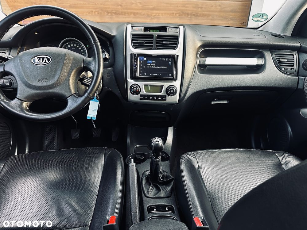 Kia Sportage 2.0 Expedition - 6