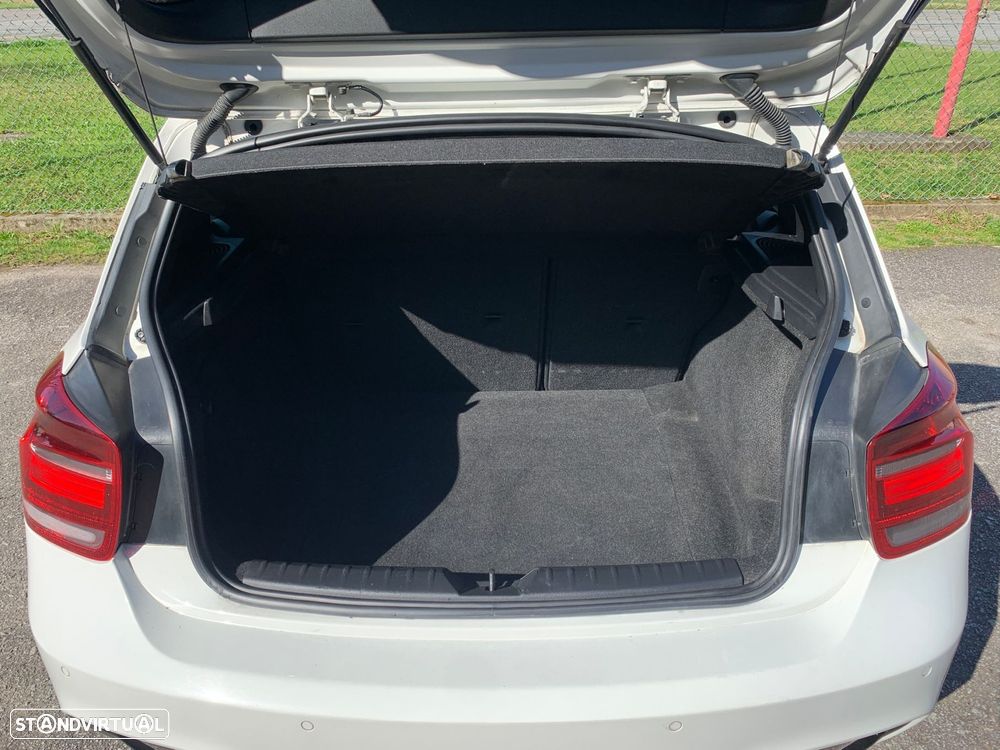 BMW 120 d Pack M - 33