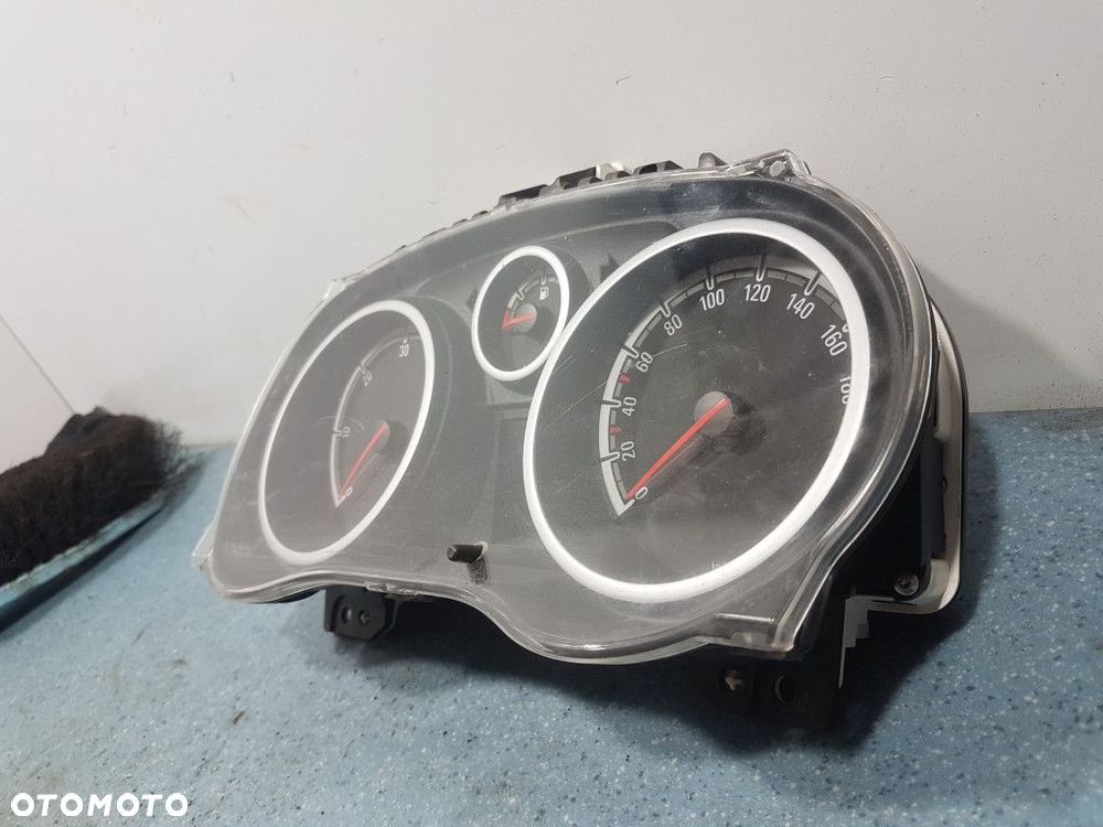 OPEL CORSA D 1.3 CDTI LICZNIK - 3