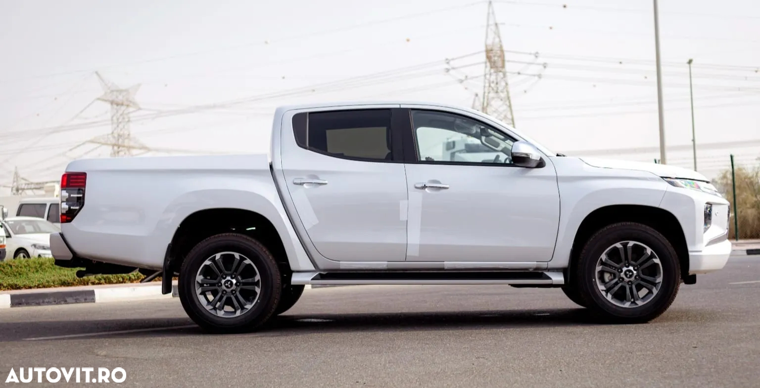 Mitsubishi L200 Pick Up 4x4 S&S Autm. Double Cab Intro Edition - 16