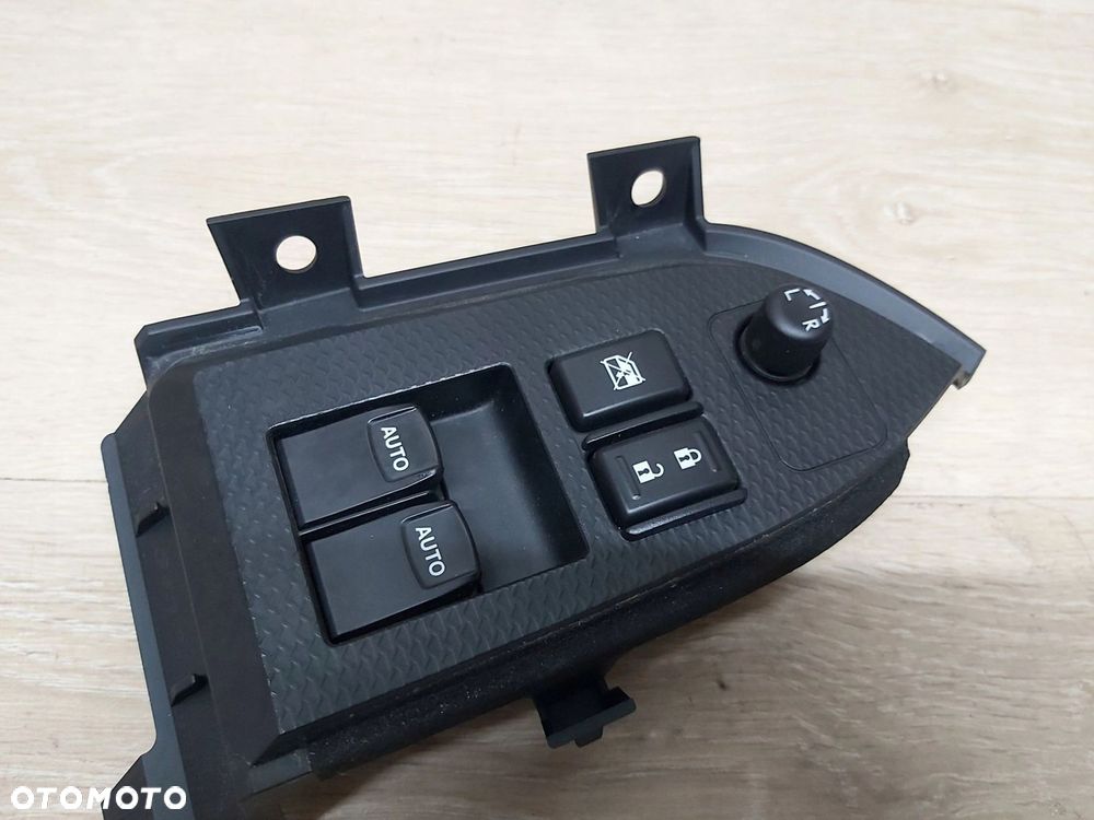 TOYOTA GT86 panel przełącznik szyb lewy Subaru BRZ Scion - 1