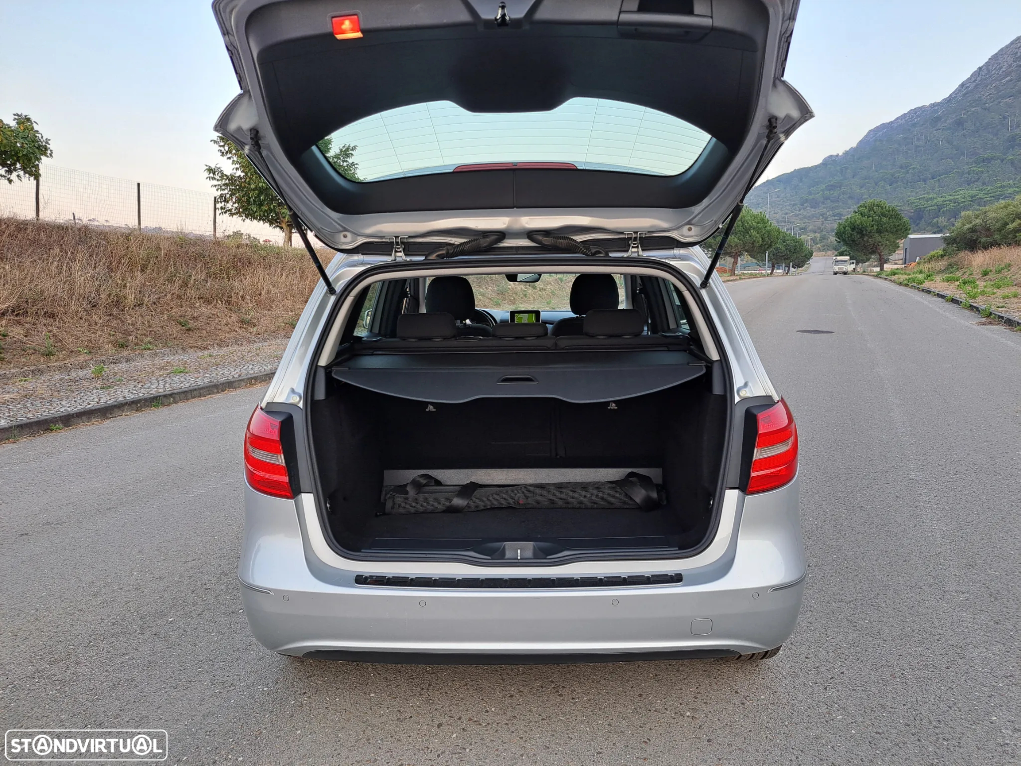 Mercedes-Benz B 180 CDi Style - 27