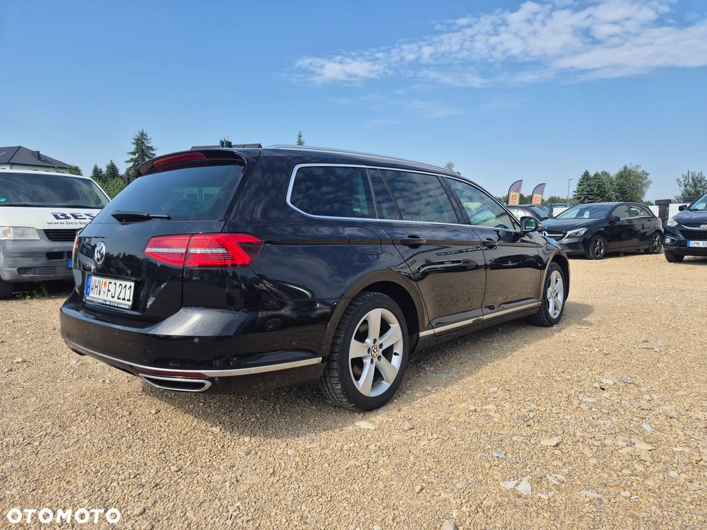 Volkswagen Passat Variant 2.0 TDI SCR DSG (BlueM Tech) Comfortline - 3