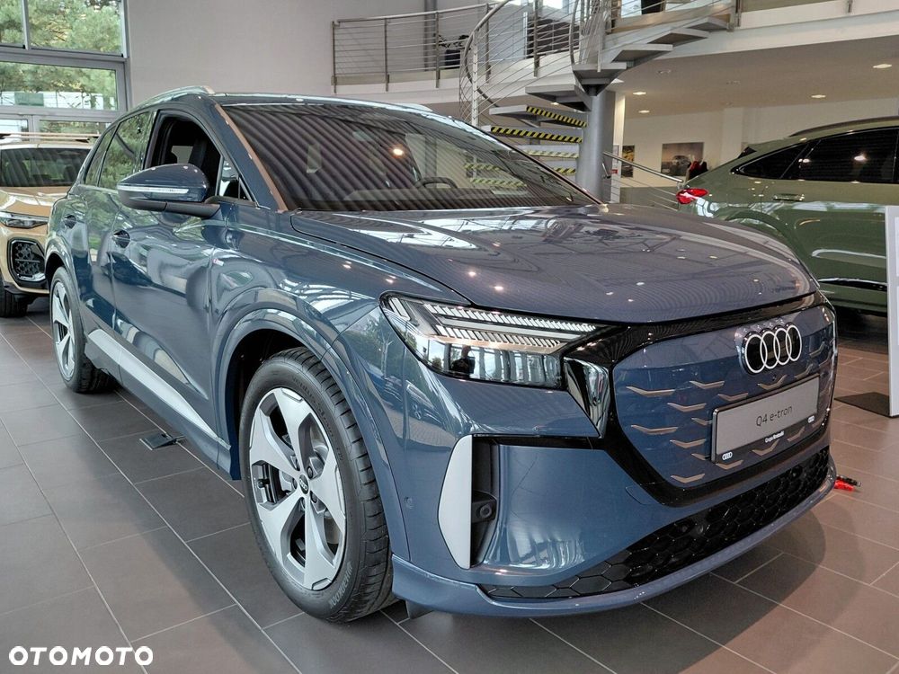 Audi Q4 e-tron - 10