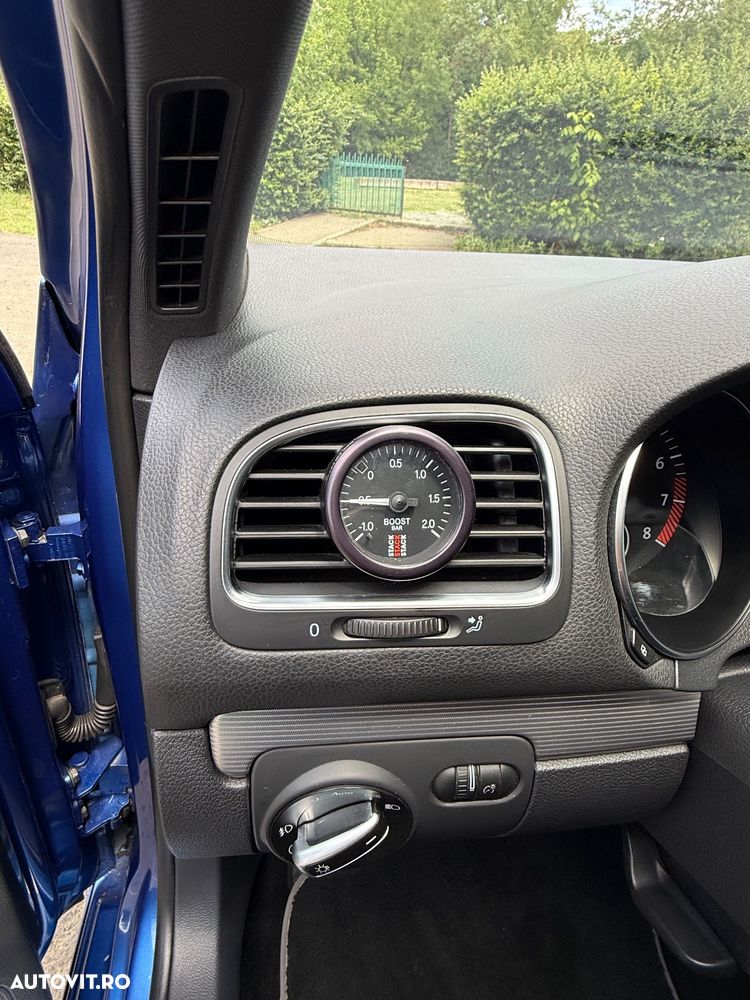 Volkswagen Golf - 4
