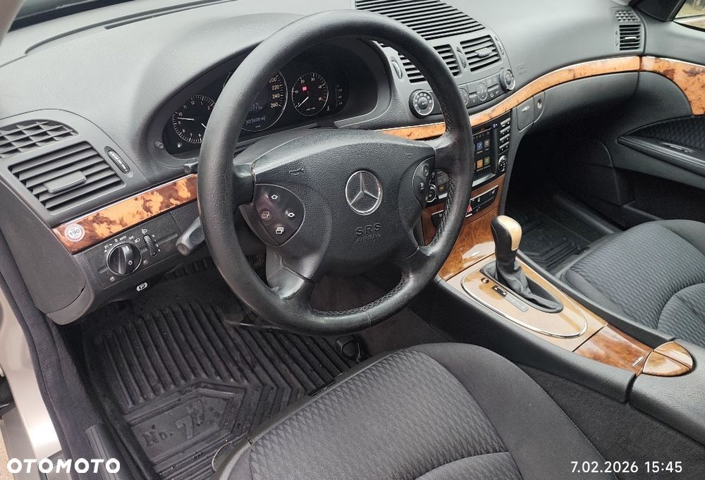 Mercedes-Benz Klasa E - 7