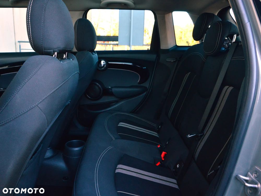 MINI Cooper S Standard - 16